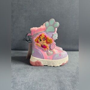 Paw Patrol Sky Light Up Snow Boots Toddler Girls SZ 7 Pink Velcro Closure Warm